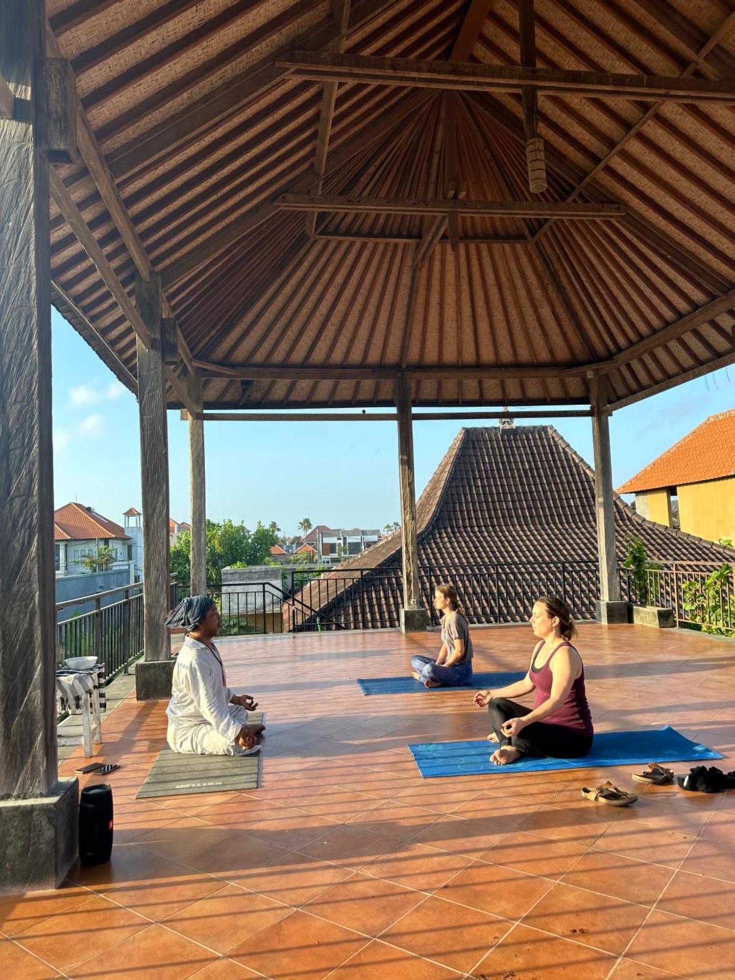 Diuma Residence Yoga Meditation Retreat And Healing Center Sanur Exterior foto